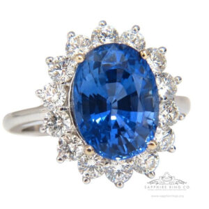 Blue-sapphire-and-diamonds-ring