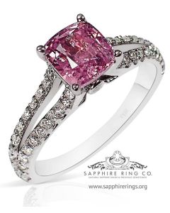 Untreated-Ceylon-Pink-Sapphire Ring -1.30 Ct-18 Kt
