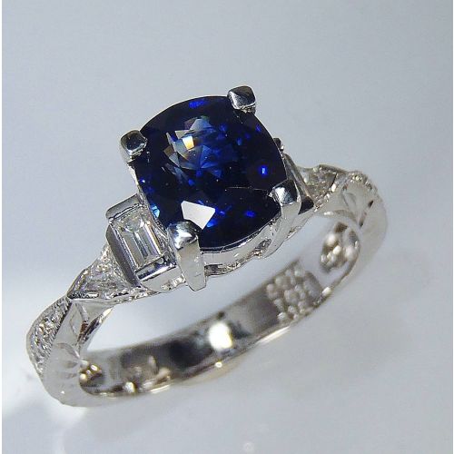 Blue Natural Ceylon Sapphire for sale 