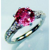 Pink-Sapphire-Round-cut-diamonds-ring 