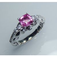 Pink sapphire and diamonds ring  for ladies 
