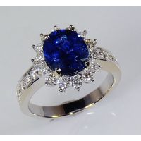 Oval blue Sapphire online 