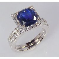 White Gold Blue sapphire 4.56 tcw 