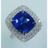 blue Sapphire and white gold 