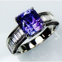 purple-to-violet-sapphire-and-diamond-ring